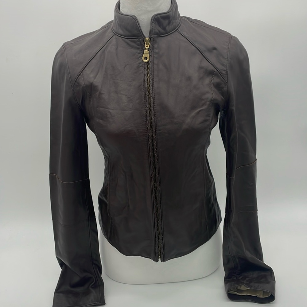 Gorgeous Women’s XS Brown Wilson’s Leather Fitted Zipper Lightweight Jacket